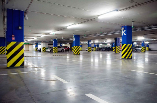 Pulidos y Abrillantados de suelos en Parking en el Baix Llobregat